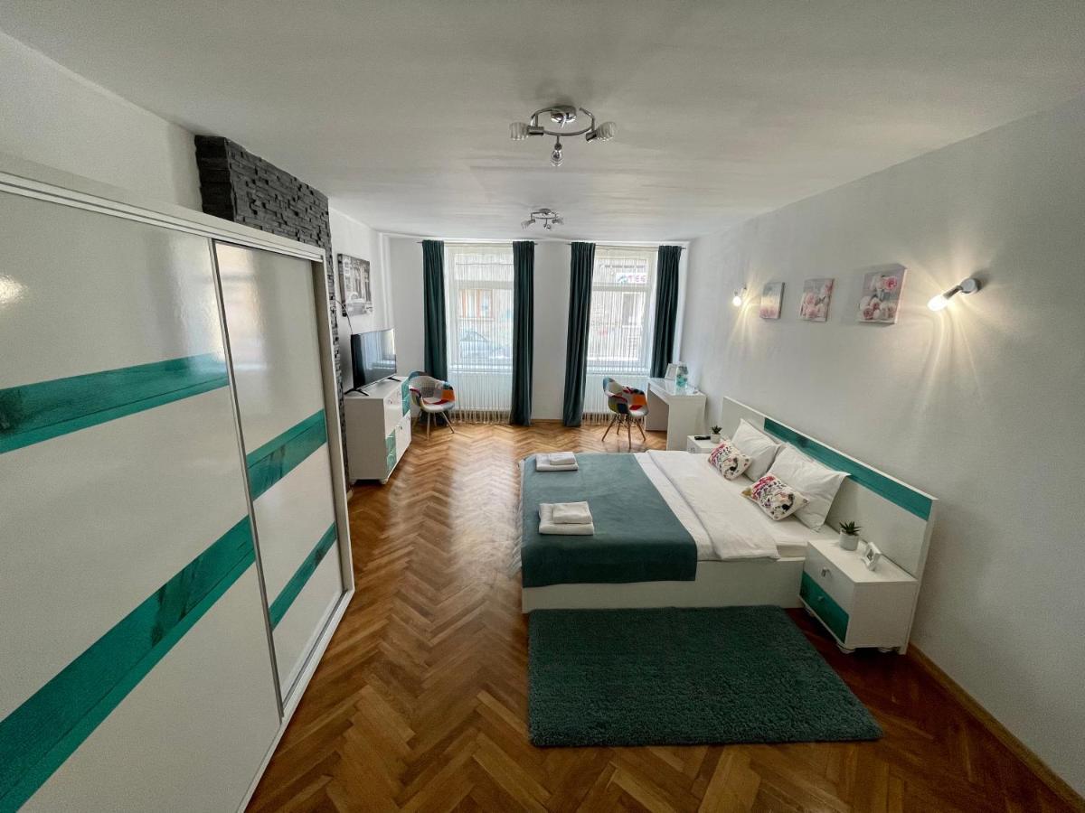 36 Central Residence Brasov Exterior photo